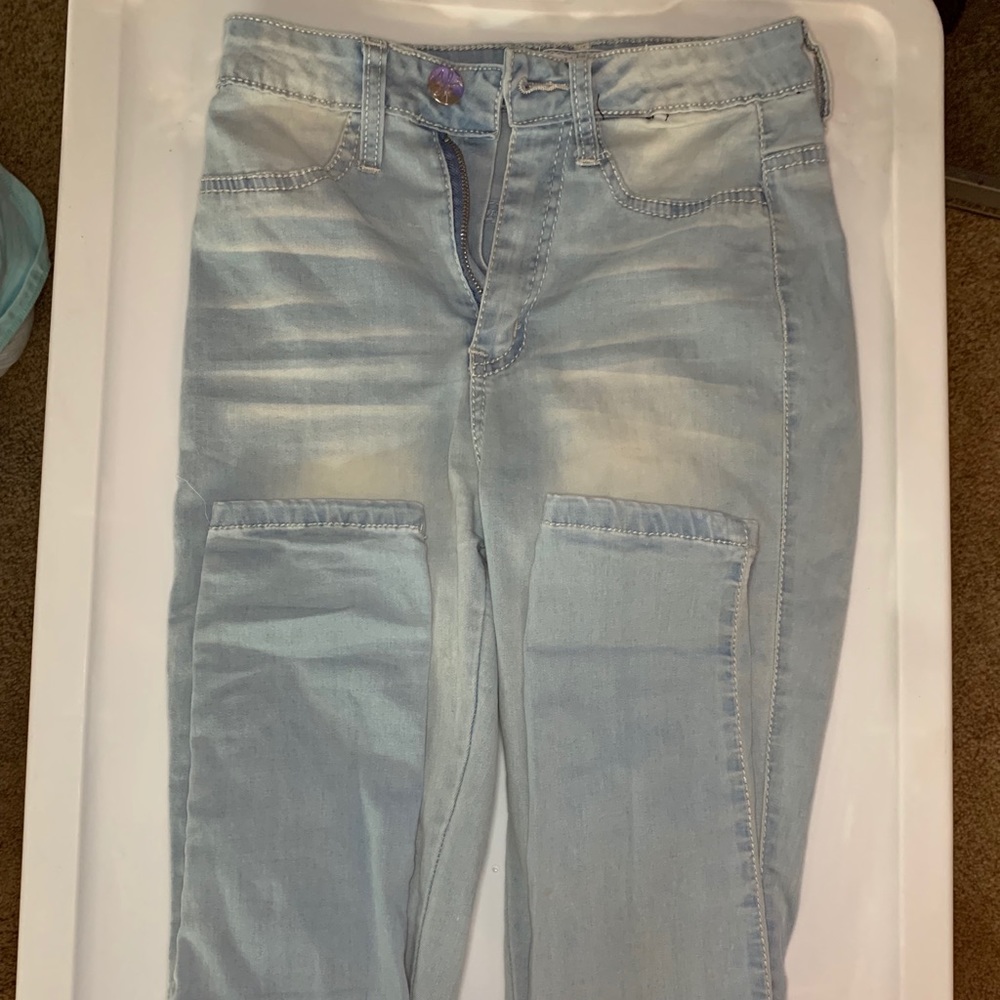 High waisted washed jeans